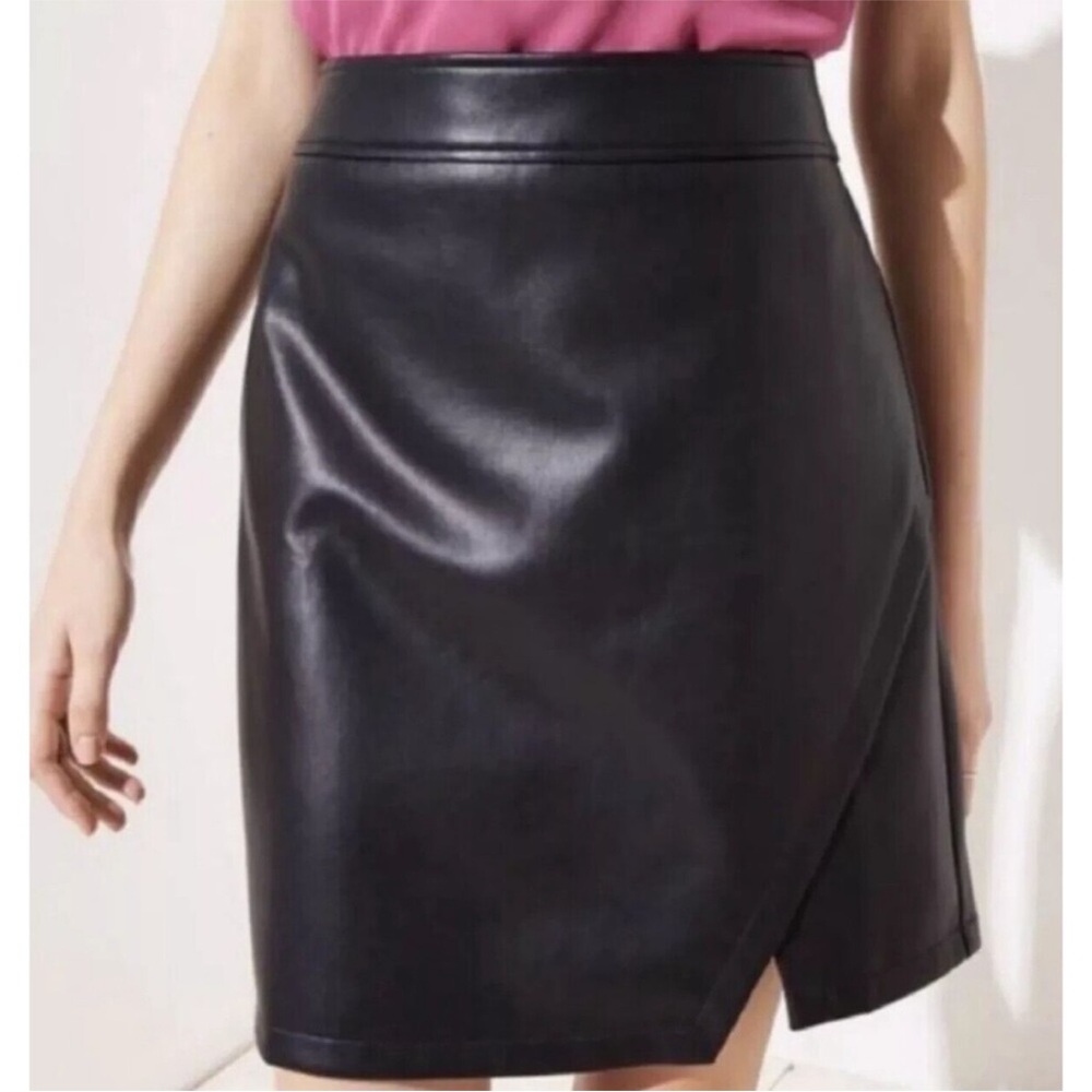 Loft Petites Assymetrical Faux Leather Black Skirt Size 6P